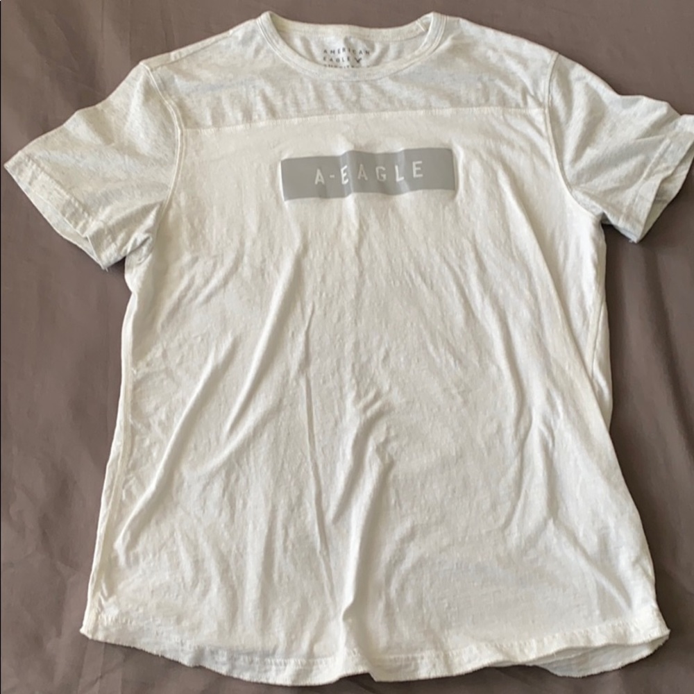 Men’s American Eagle T-shirt size Large